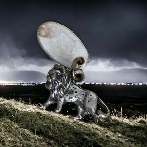 Lion Country Safari charm. Vintage 70’s. Sterling